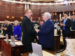 Milli Məclisin yeni tərkibdə ilk iclası keçirilib, Prezident iclasda iştirak edib - YENİLƏNİB-2