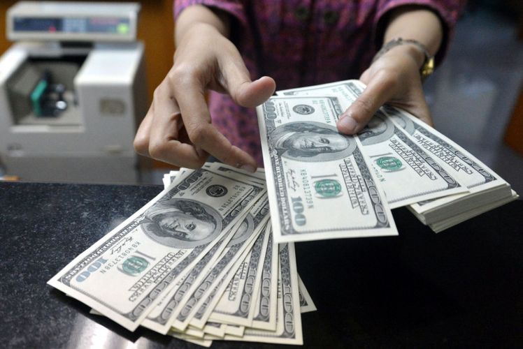 ГНФАР в феврале продал валюту на сумму более 543 млн долларов