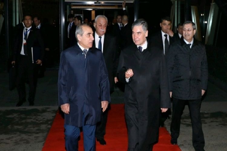 Завершился визит президента Туркменистана в Азербайджан