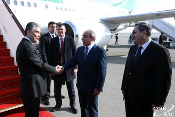 Türkmənistan Prezidenti Azərbaycana rəsmi səfərə gəlib
