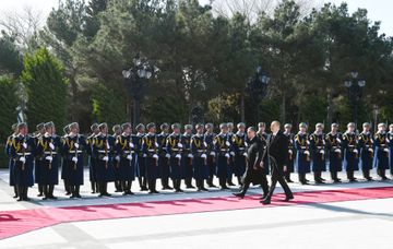 Türkmənistan Prezidentinin rəsmi qarşılanma mərasimi olub