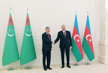 Türkmənistan Prezidentinin rəsmi qarşılanma mərasimi olub