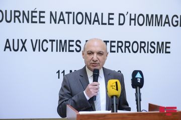 Fransa səfirliyində 11 mart terror qurbanlarının anım mərasimi keçirilib - FOTO
