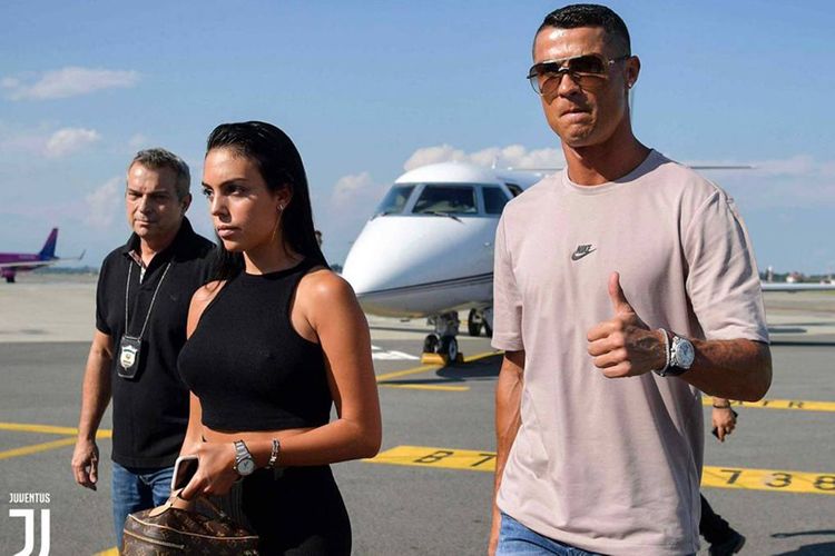 Ronaldo İtaliyaya qayıtmaq üçün xüsusi icazə alıb