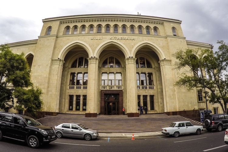 National Library of Azerbaijan temporarily closed for readers amid coronavirus threat