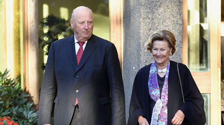 Королевскую семью и главу МИД Норвегии поместили на карантин