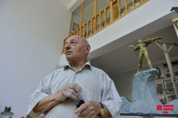 Müslüm Maqomayevin heykəlini Ömər Eldarov hazırlayacaq
