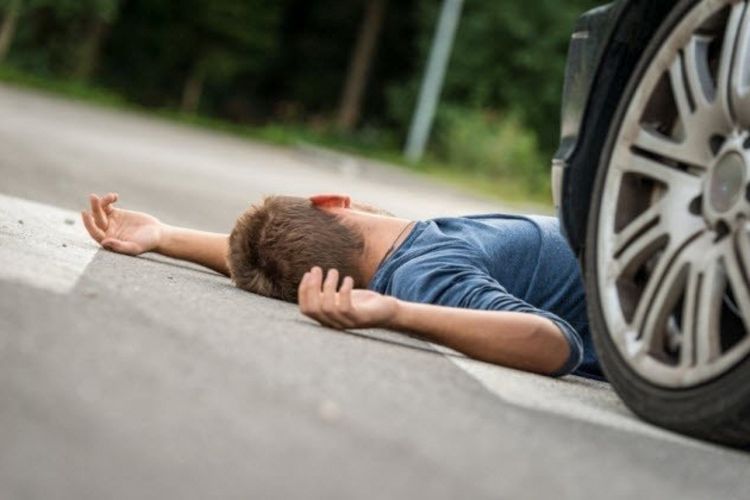 В Кюрдамире автомобиль насмерть сбил пешехода
