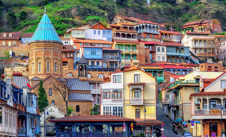 Tbilisidə 15 hotel bağlanıb