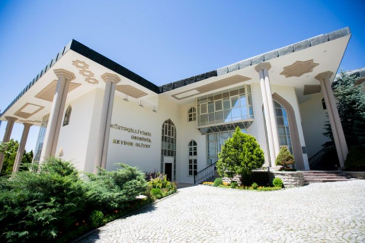 В посольствах  Азербайджана в Турции и Грузии создана «горячая линия»