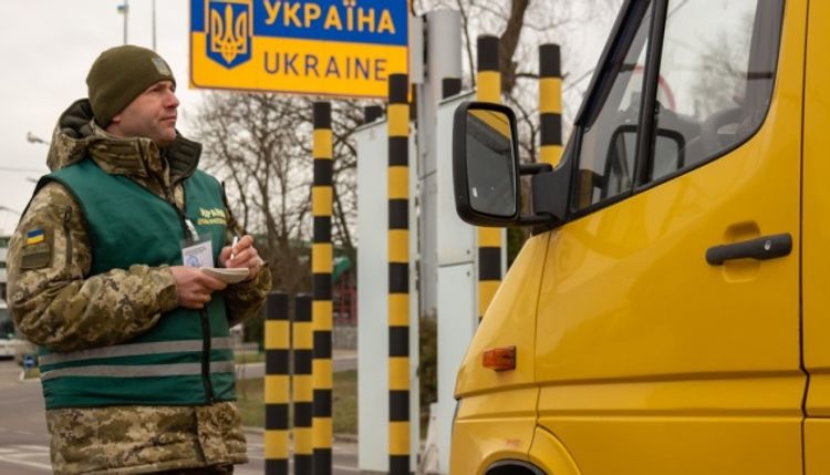 Ukraine’s entry ban for foreigners takes effect today
