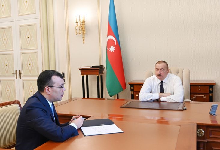 Президент Азербайджана: В связи с неформальной занятостью следует проводить очень серьезный мониторинг