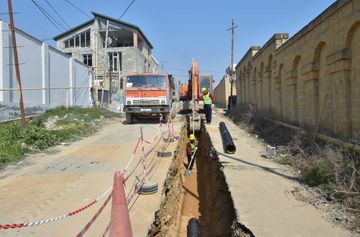 Badamdarda sürüşmə zonası kimi tanınan ərazidə yeni su şəbəkələri yaradılır - FOTO