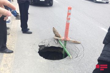 Bakıda yol çöküb - FOTO - YENİLƏNİB 1