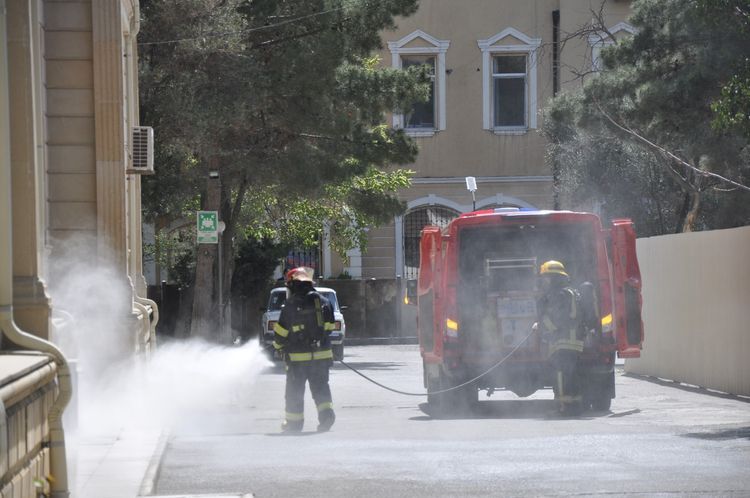 The Ministry of Emergency Situations is disinfecting various areas of Baku