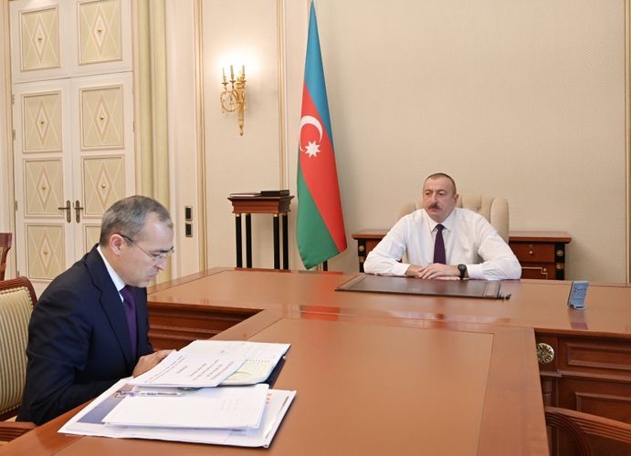 Президент Ильхам Алиев: Мой призыв не сокращать работников, конечно, будет и должен учитываться