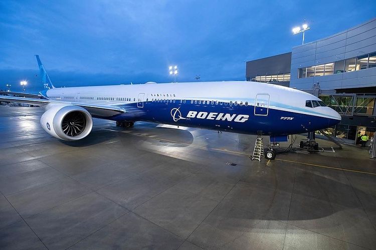 Yeni "Boeing 777X"in uğurlu sınaq uçuşu həyata keçirilib