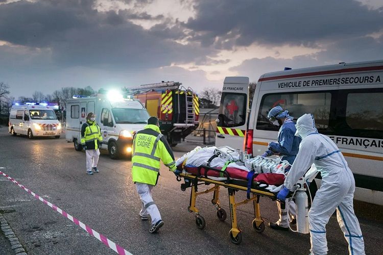 Fransada COVID-19 qurbanlarının sayı 25 minə yaxınlaşır