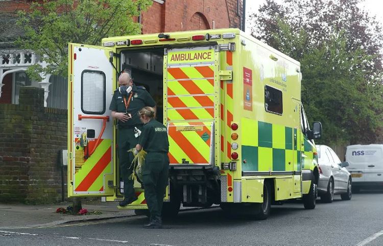 Britaniyada son sutkada koronavirusdan 315 nəfər dünyasını dəyişib