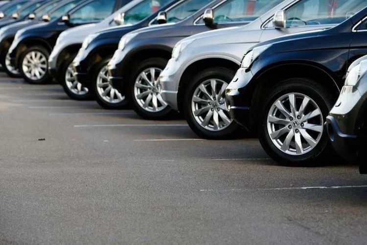 UK new car sales fall to lowest level since 1946