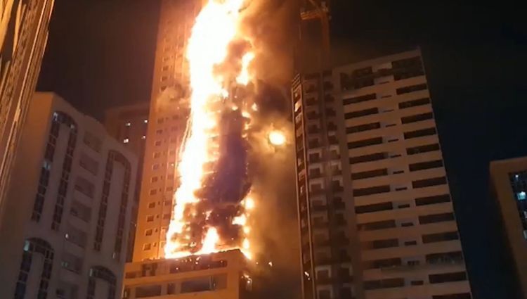 Fire erupts at residential tower in Sharjah, UAE - VIDEO