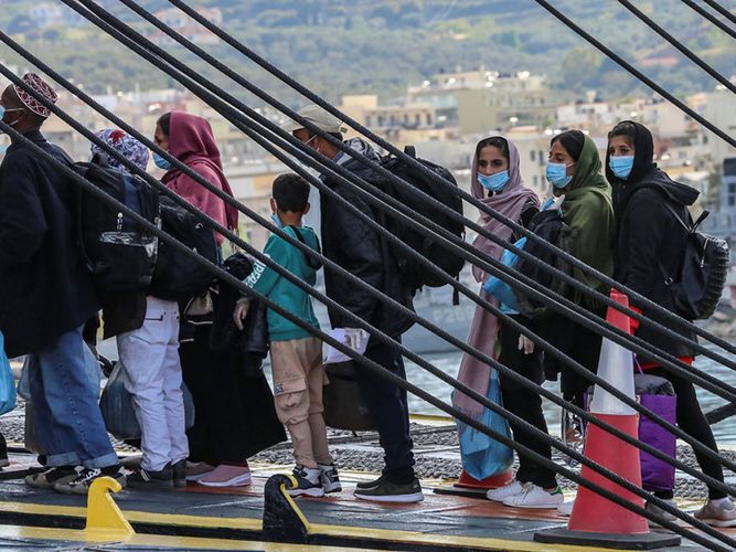 UN calls on Greece to integrate migrants into society