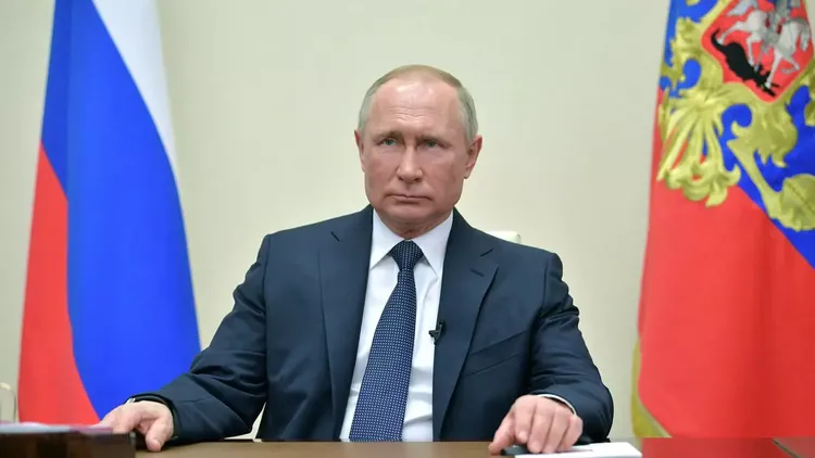 Putin “KQB”-dəki fəaliyyəti barədə danışıb