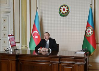Prezident İlham Əliyev: “Sovet döyüşçülərinin abidələrinə hücumlar nifrətə layiqdir”
