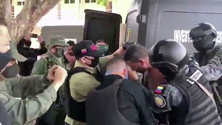 Суд в Венесуэле арестовал американцев, обвиняемых в попытке вторжения