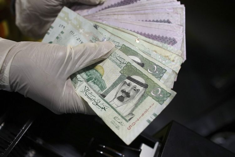 Saudi triples VAT rate in austerity drive against oil slump, virus