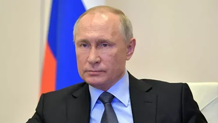 Владимир Путин проводит совещание о ситуации с распространением коронавируса