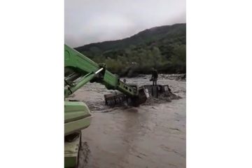 Qubada sel 2 avtomobili aparıb, 3 körpünü dağıdıb