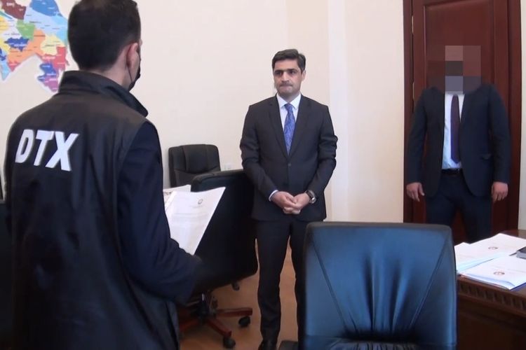 DTX nazir müavininin həbs görüntülərini yayıb - VİDEO