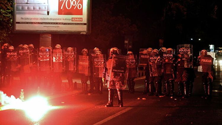 В Черногории сообщили о пострадавших во время беспорядков полицейских