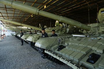 Azerbaijan's Defense Minister is in the frontline zone, in the exercises area - VIDEO
