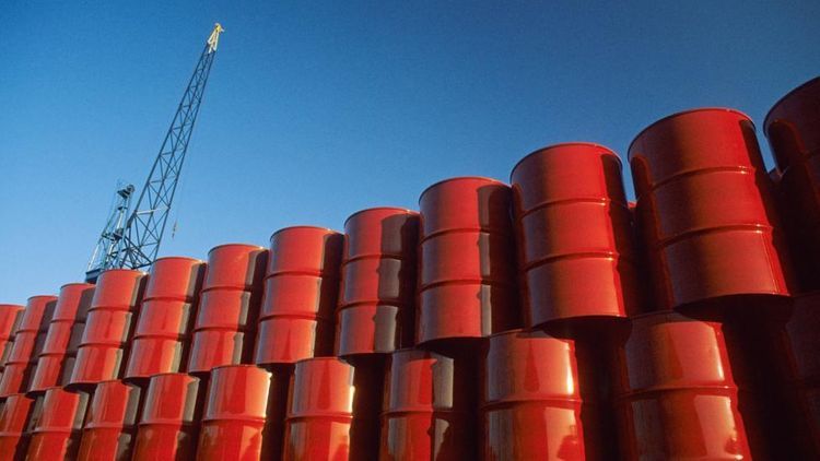 Индия в апреле резко увеличила импорт нефти из Азербайджана 