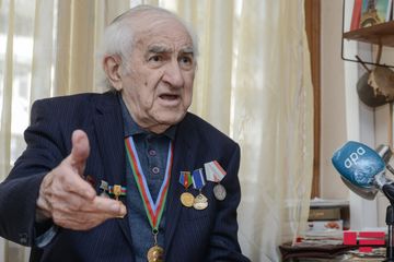 Bəstəkar Tofiq Bakıxanov: “Vaxtında atam da bu familiyaya görə əziyyət çəkmişdi” - MÜSAHİBƏ