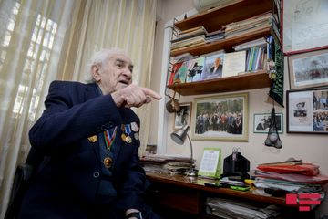 Bəstəkar Tofiq Bakıxanov: “Vaxtında atam da bu familiyaya görə əziyyət çəkmişdi” - MÜSAHİBƏ
