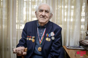 Bəstəkar Tofiq Bakıxanov: “Vaxtında atam da bu familiyaya görə əziyyət çəkmişdi” - MÜSAHİBƏ
