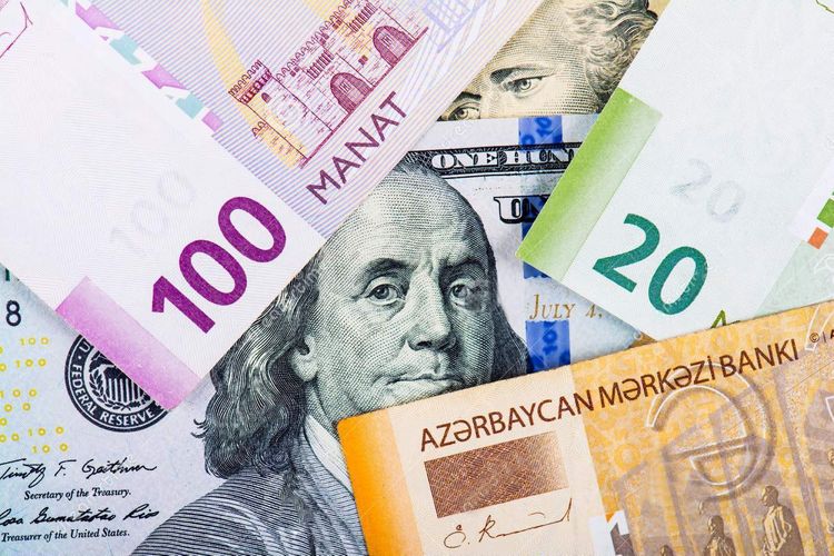 Dolların mayın 31-nə olan məzənnəsi açıqlanıb