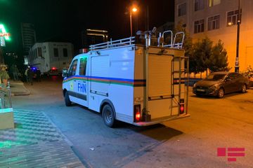 Bakıda külək Neftçilər xəstəxanasının dam örtüyünün bir hissəsini uçurub - FOTO