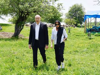 Prezident İlham Əliyev  Şamaxıda Pir Ömər Sultan ziyarətgahında olub - YENİLƏNİB
