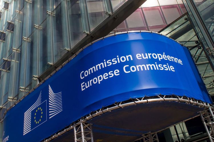 Avropa Komissiyası Aİ iqtisadiyyatının bərpası üçün 750 mlrd. avroluq fondun yaradılmasını təklif edib