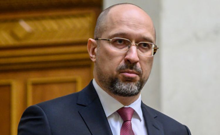 PM: Ukraine expecting $5 billion IMF loan approval and initial payout next week