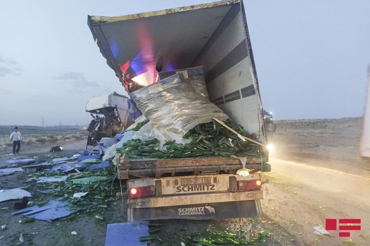 Two trucks collide in Azerbaijan’s Sumgait, fatal casualties reported - PHOTO