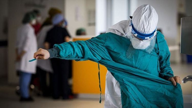 В Турции от коронавирусной инфекции скончались еще 79 пациентов