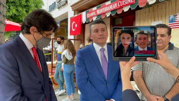 Azərbaycanın Los Ancelesdəki baş konsulu və Azərbaycan icmasının üzvləri türk restoranına qarşı törədilmiş zorakılığı pisləyiblər