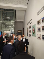Fransalı deputatlar Bakıdakı erməni kilsəsində olublar - FOTO
