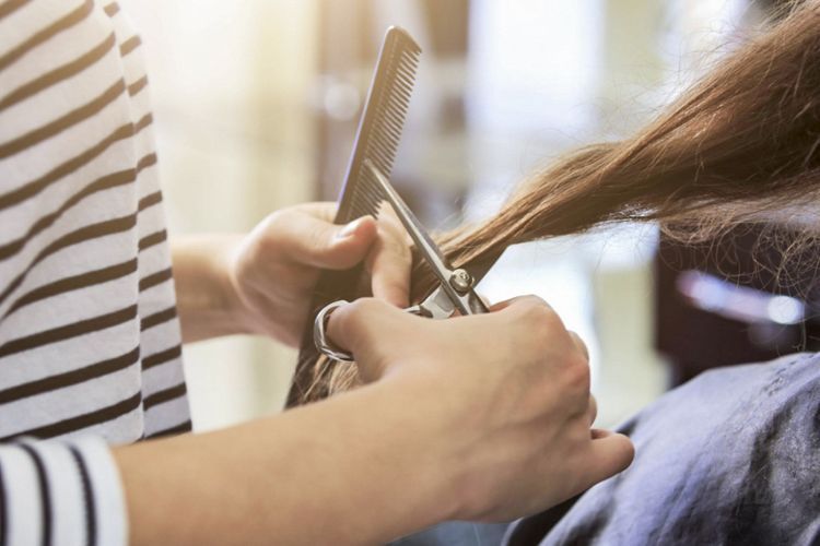 Barbershops and beauty salons not to operate on weekends in Azerbaijan from November 21