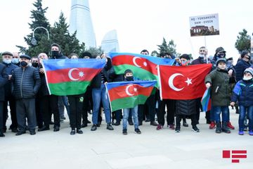 Bir qrup Ağdam sakini Şəhidlər Xiyabanını ziyarət edib  - FOTO